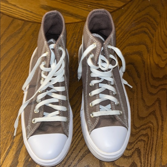 Like new Converse Women's High-Top Platform Sneakers - brown worn once - Picture 7 of 9